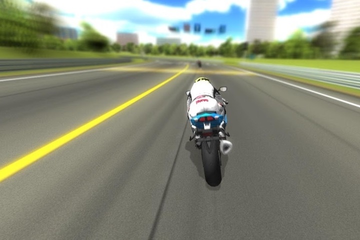 真实摩托车驾驶无限金币版 v2.32 安卓版1