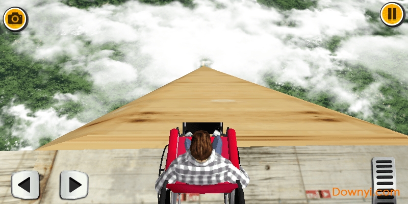 车轮上不可能的坡道无限金币版 v1.9 安卓版0